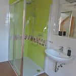 Haus Sebastian דירה *